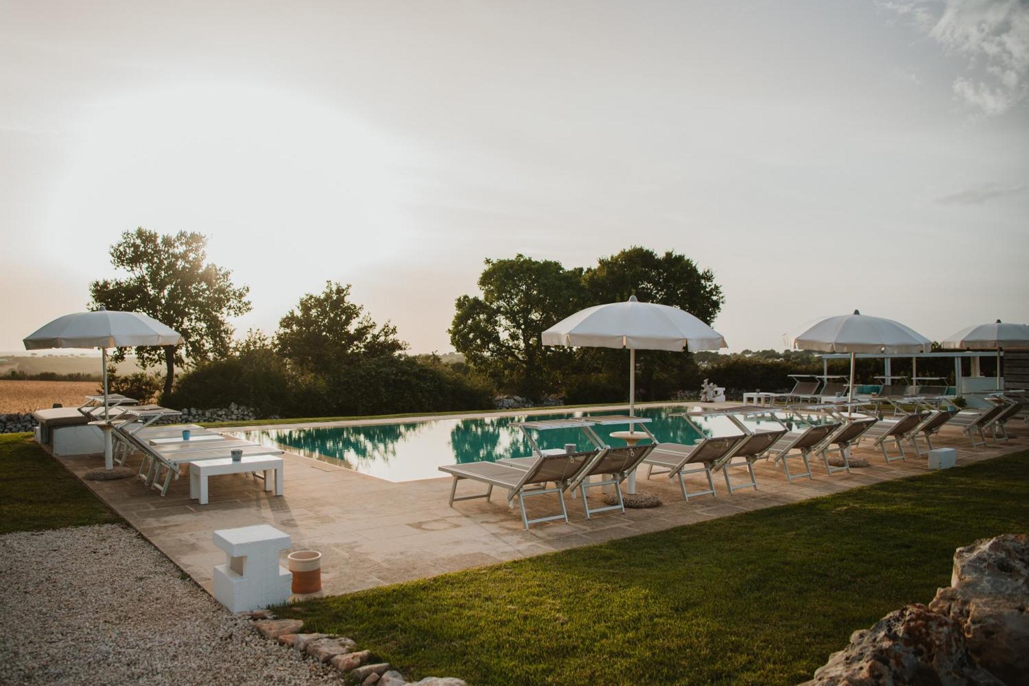 Nina Trulli Resort Selva Di Fasano Bagian luar foto