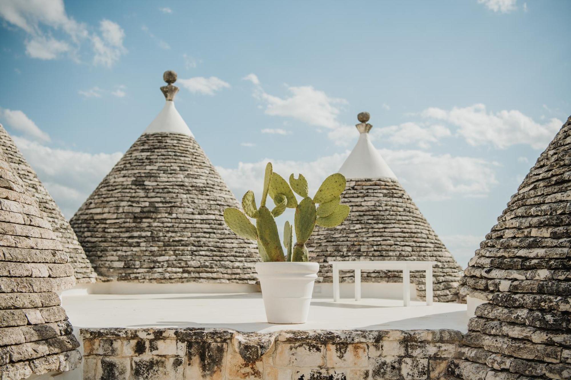 Nina Trulli Resort Selva Di Fasano Bagian luar foto